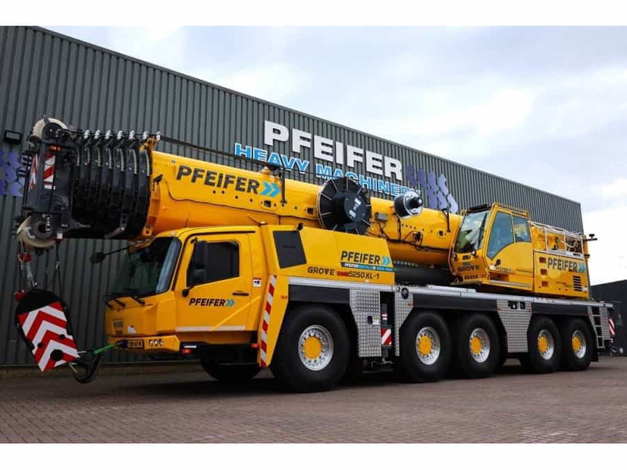 Grove GMK5250XL-1 Available For Rent, Dutch Registration