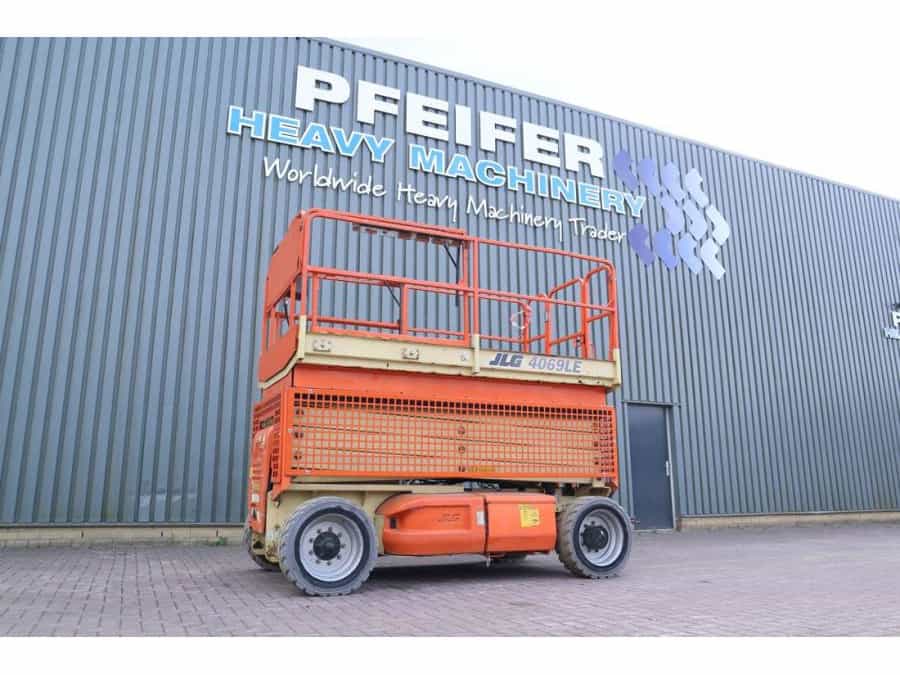 JLG M4069 Hybrid, 14.2m Working Height, 360kg Capacity