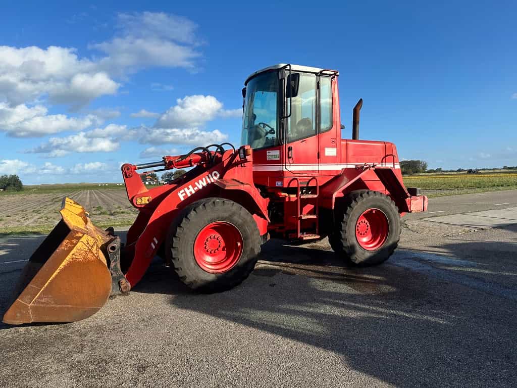 Fiat-Hitachi FH-W110