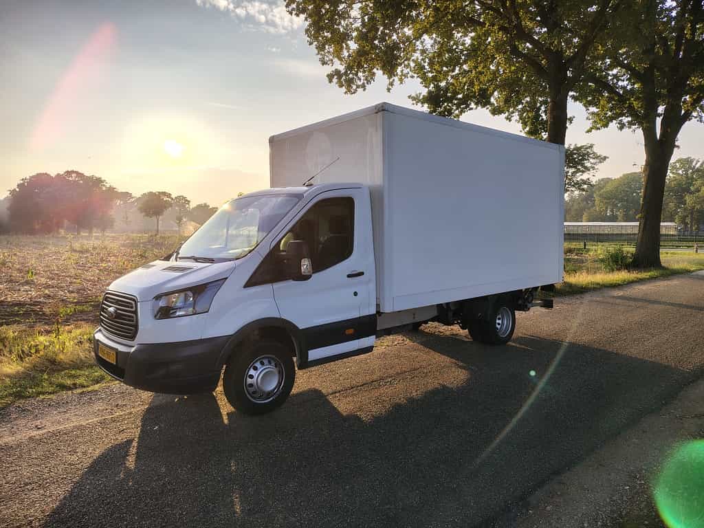 Ford Transit 2.0 TDCI MEUBELBAK MET LAADKLEP 2018, EURO6!!