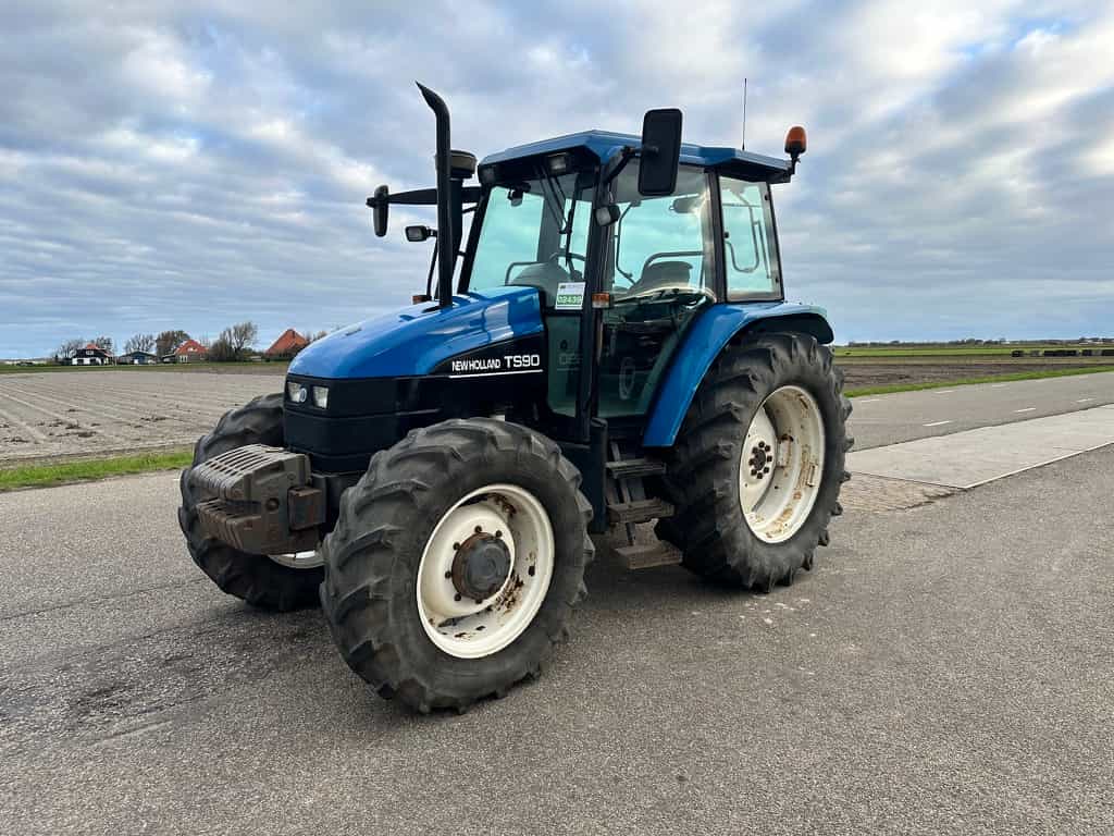 New Holland TS 90