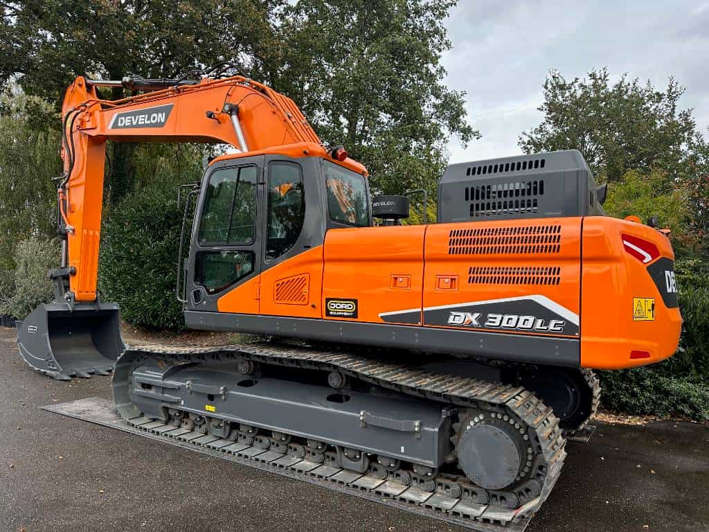 Develon DX 300 LC-7M