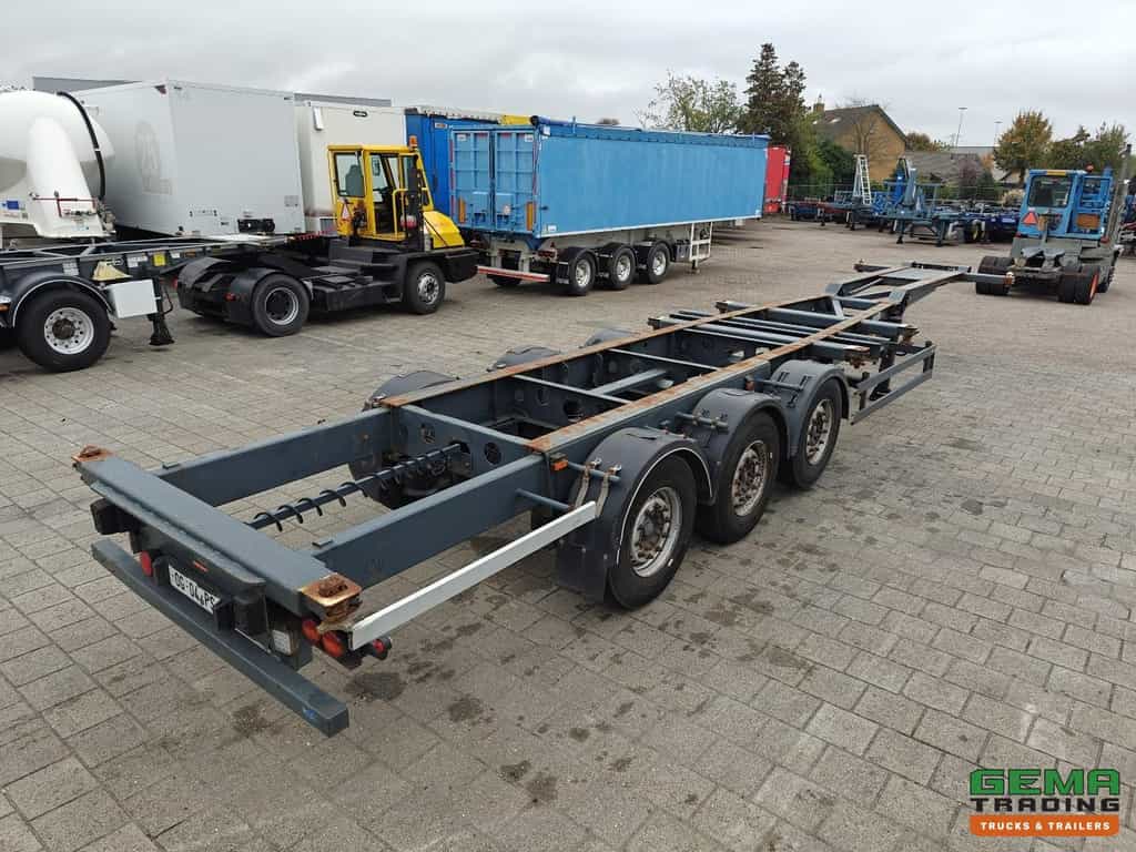 Schmitz SCF 24 G 3-Assen MB - LiftAs - Schijfremmen - Vast Chassis - 2x20FT 1x30FT 40FT aansluiting