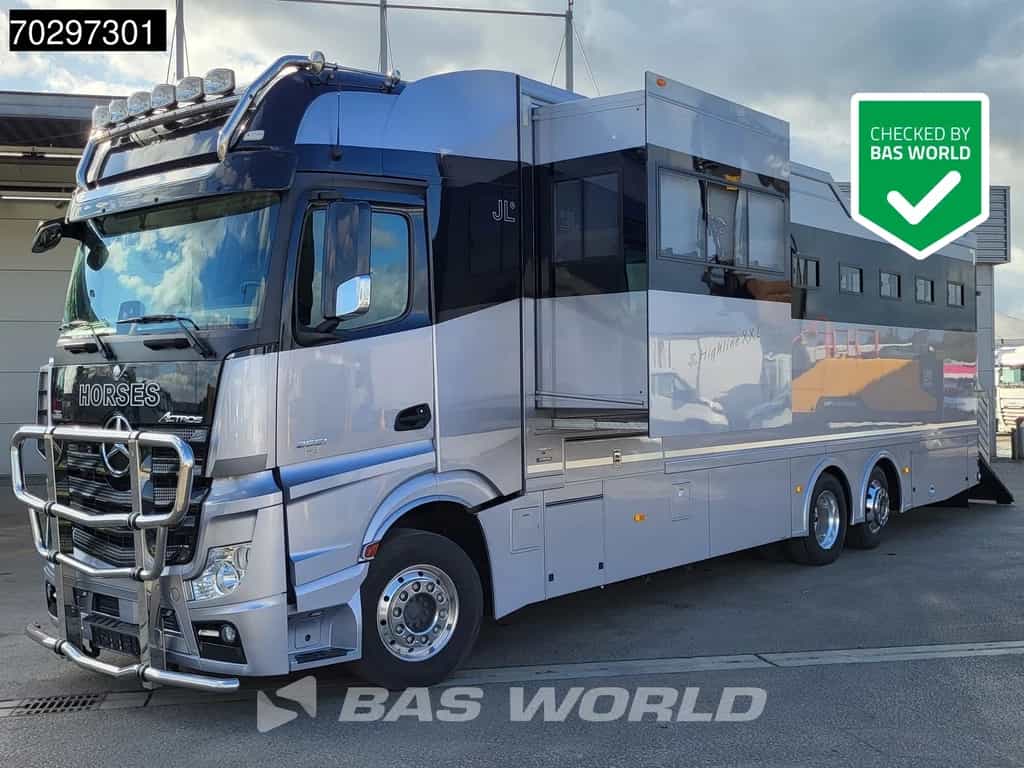 Mercedes Actros 2551 6X2 Pferdetransport Horse truck + Living Standairco Navi ACC Automatic Euro 6