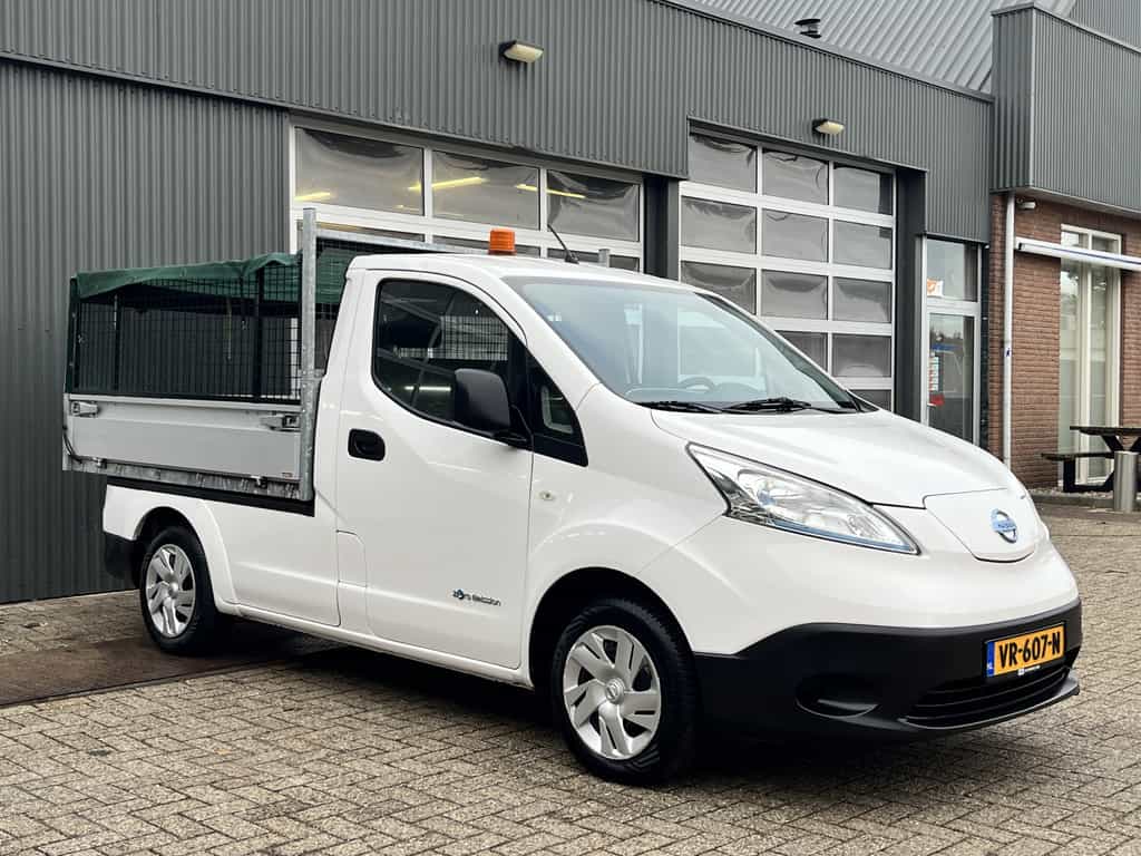 Nissan E-NV200 24kWh 100% electrische Pick-up Openlaadbak Airco Cruise controle Telefoonverbinding 2-Persoons Pick-up P-up  Ex gemeente ideaal voor camping groen rijden binnenstad !!