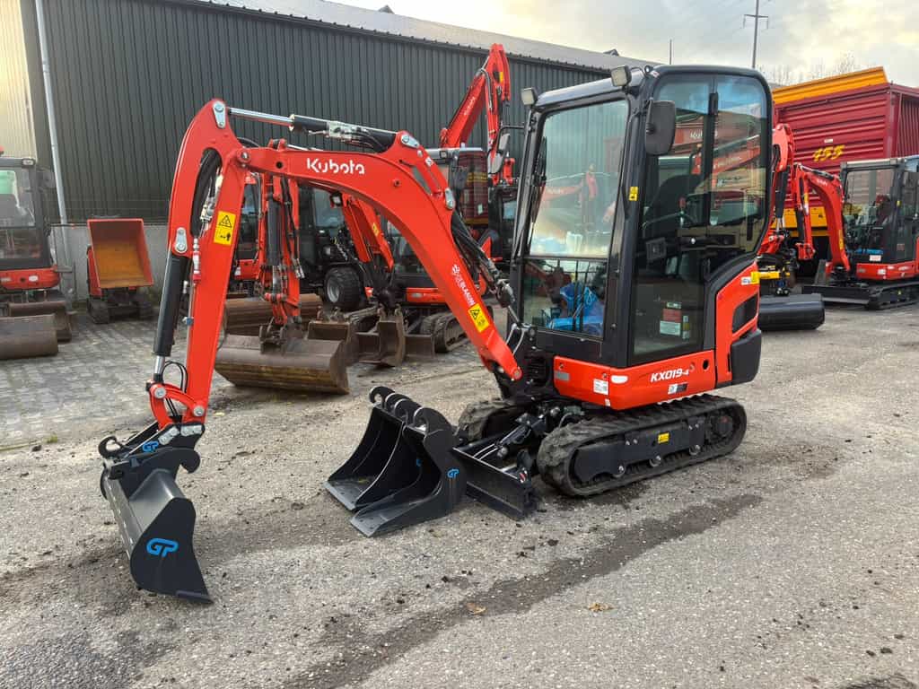 KUBOTA KX019-4