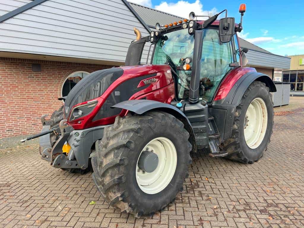 Valtra T 174 Versu