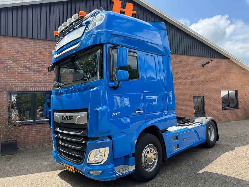 DAF XF 480 SSC Super Space Retarder Hydraulic truck tractor