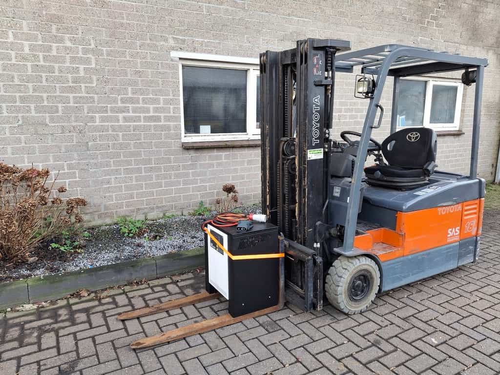 TOYOTA 7FBEF18 Elektrische Heftruck TRIPLO