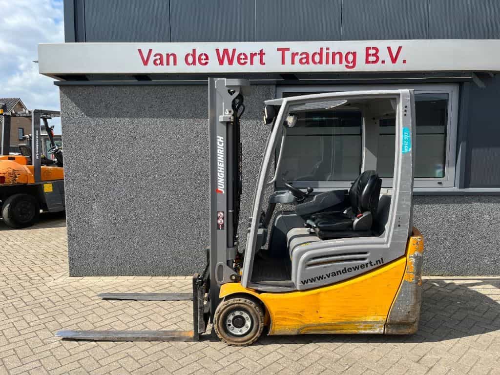 Jungheinrich EFG216K Heftruck Jungheinrich EFG216K Duplo 330 Freelift/Sideshift/4e functie Elektrisch 2016