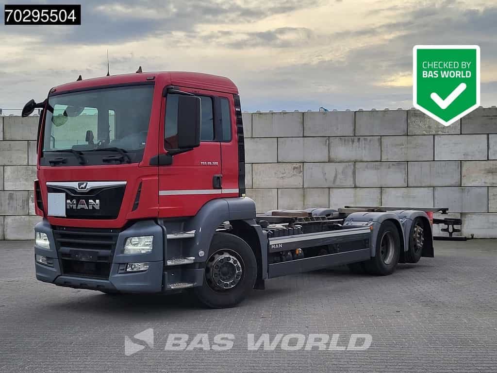 MAN TGS TGS 26.320 6X2 ADR BDF Lift + Steering Axle Euro 6