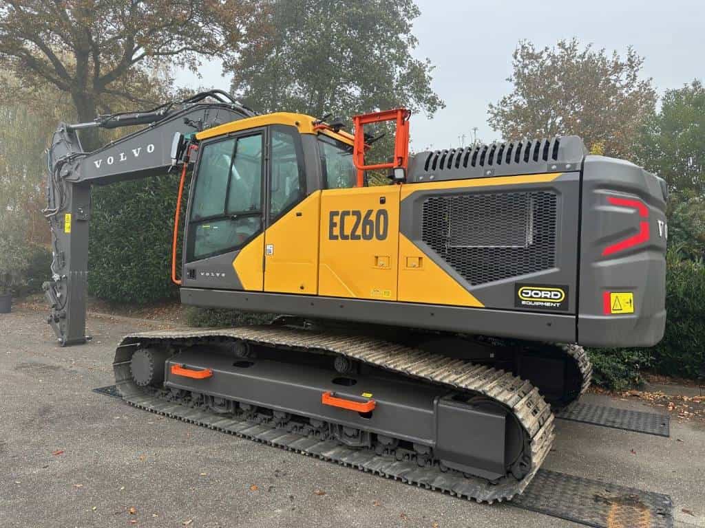 Volvo EC 260