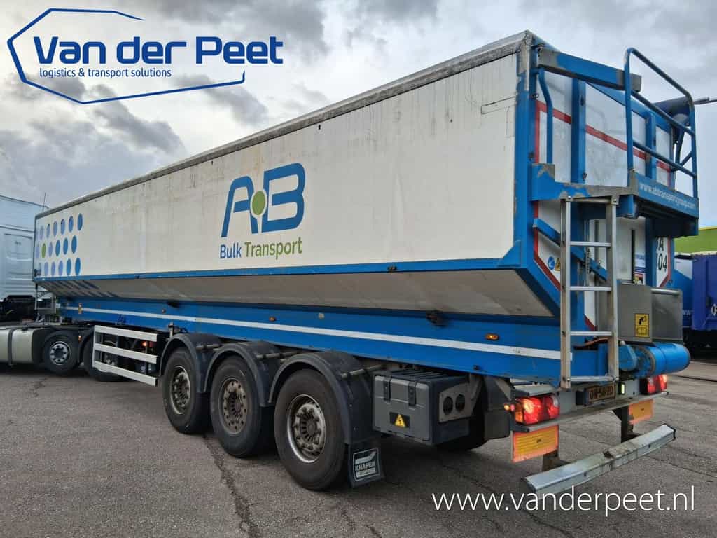 Knapen Trailers belt semi-trailer