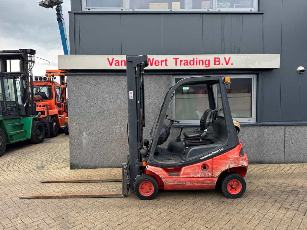 Linde H16T-03 Triplex 540 Freelift / Sideshift LPG 2006
