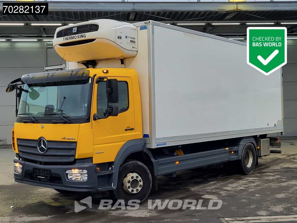 Mercedes Atego Atego 1524 4X2 16t Thermo king T1200-R 1500kg Zepro tailgate Euro 6