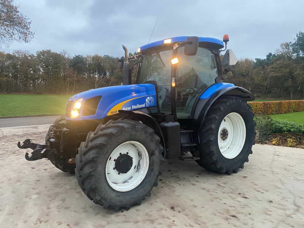 New holland ts125A 2005 10500 uur tractor