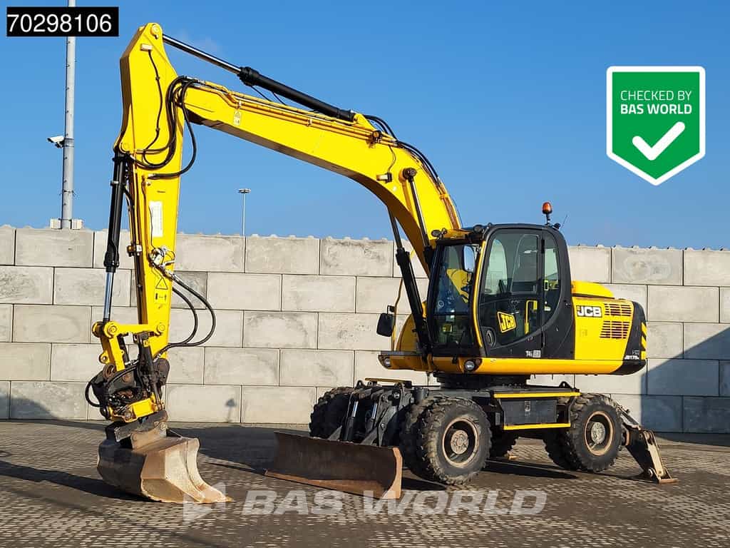 JCB JS175 WT4i Tiltrotator - 3 Buckets