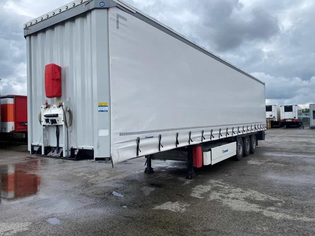 Krone Profi Liner curtain side semi-trailer