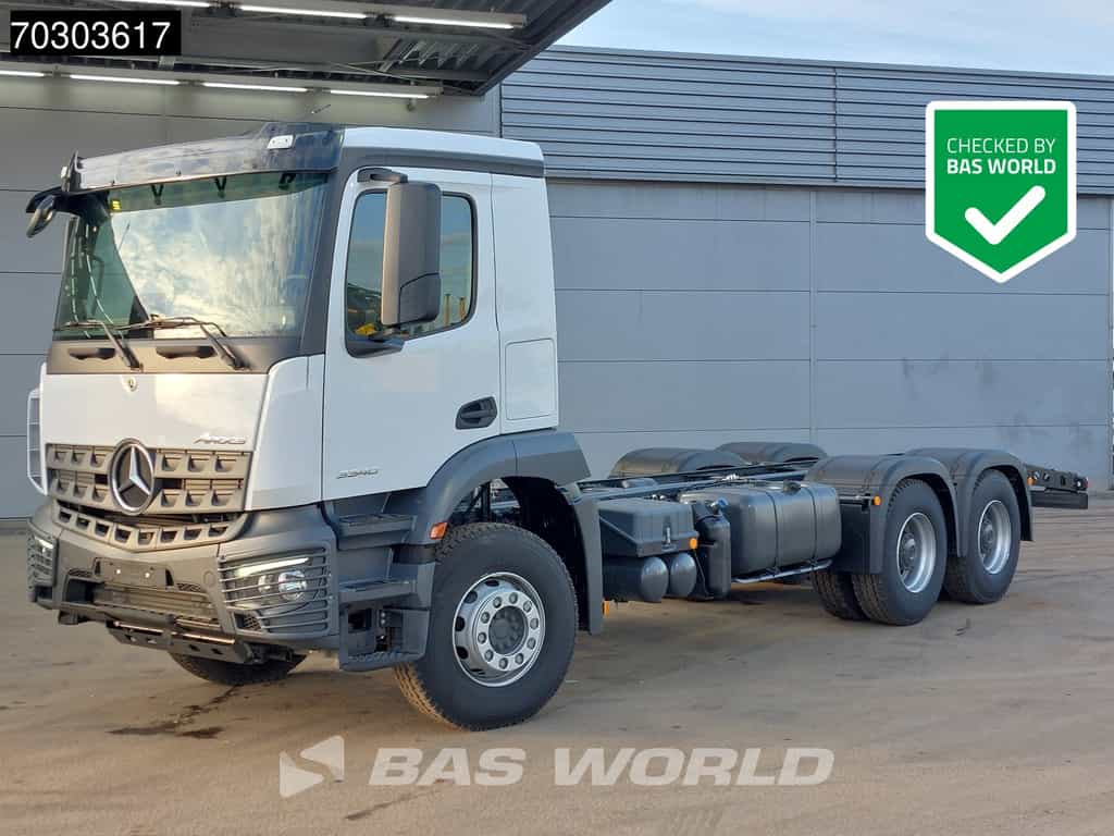 Mercedes Arocs 3340 6X4 NEW EURO 5 Chassis Steel Suspension Big-Axle Automatic
