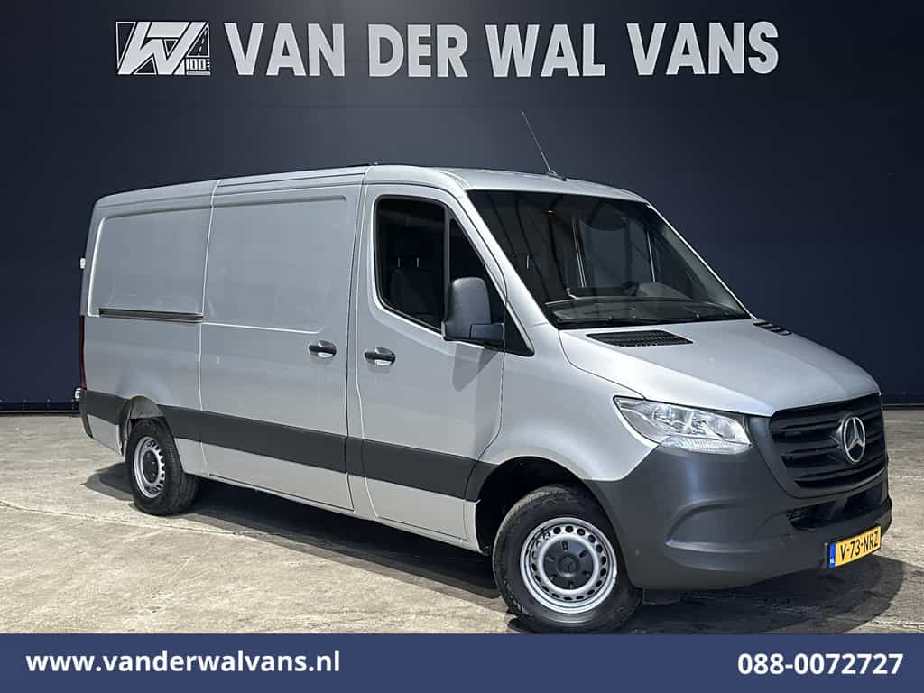 Mercedes-Benz Sprinter 315 CDI 150pk L2H1 Euro6 Airco | Camera | Apple Carplay | Trekhaak | Chauffeursstoel Android Auto