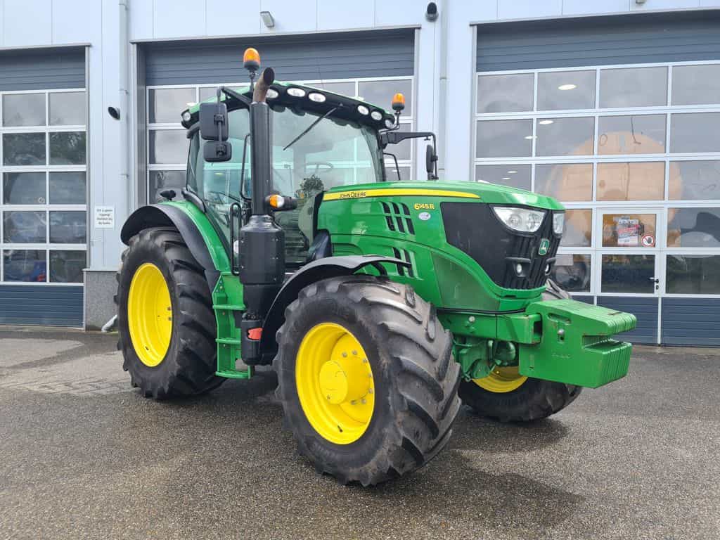 John Deere 6145R