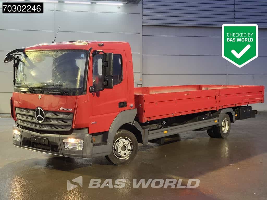 Mercedes Atego Atego 816 4X2 8 tonner 718cm Open box Low mileage Manual Euro 6