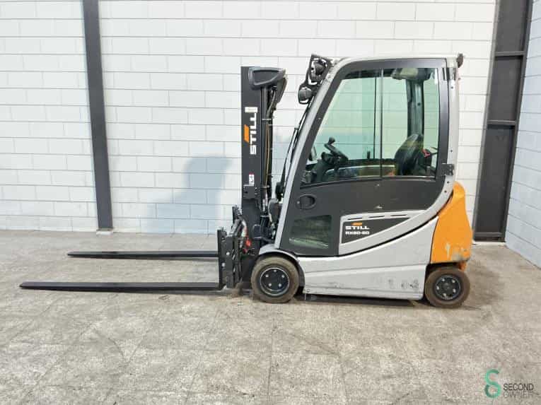 Heftrucks Elektrisch Still RX20-20P 2019 Vorkenspreider