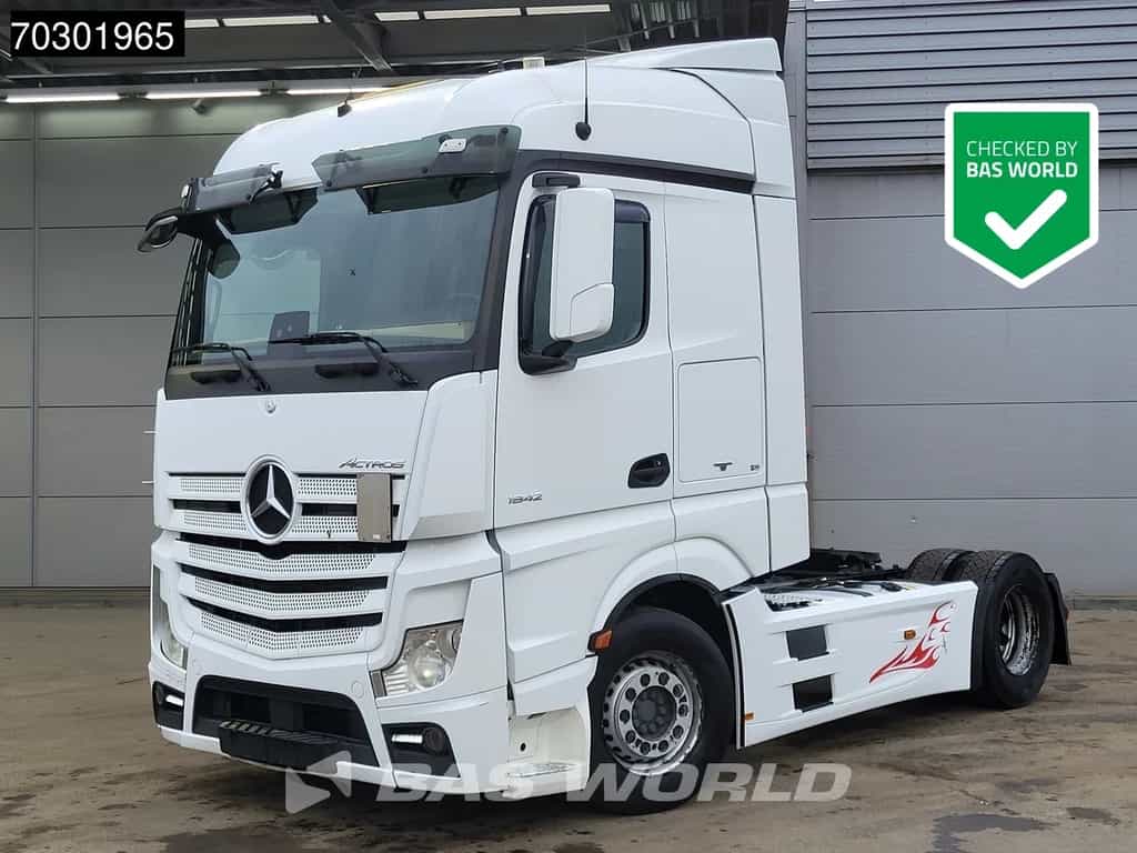 Mercedes Actros 1842 4X2 StreamSpace 2xTanks