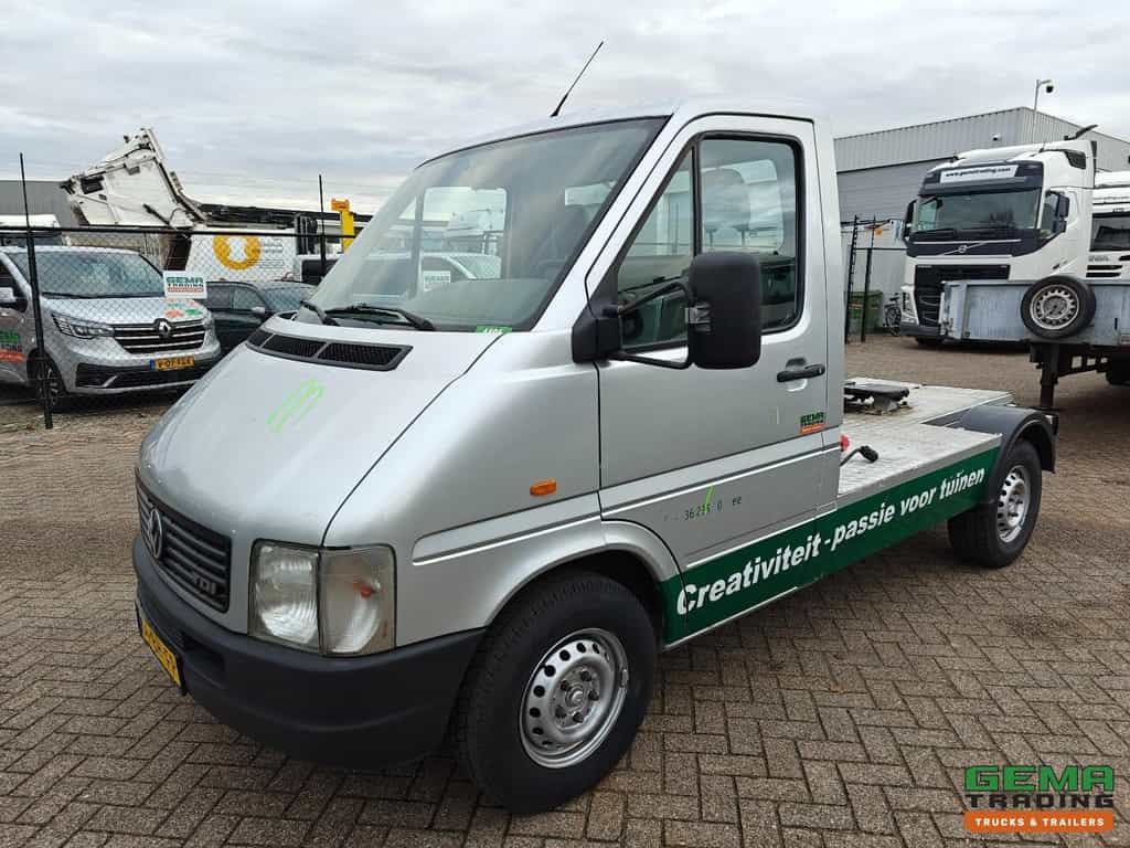 Volkswagen LT 35 2.5 TDI  BE-Trekker - Handgeschakeld - 5 Cil. - Blad geveerd - 136.000km