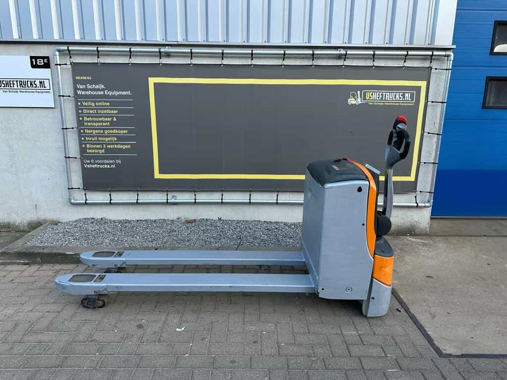 VS-22549 Elektrische palletwagen Still lepels 1800mm