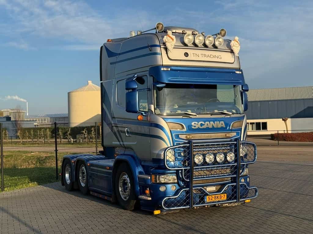 Scania R450 SHOW TRUCK, FULL AIR, SPECIAL INTERIOR, RETARDER, PTO.