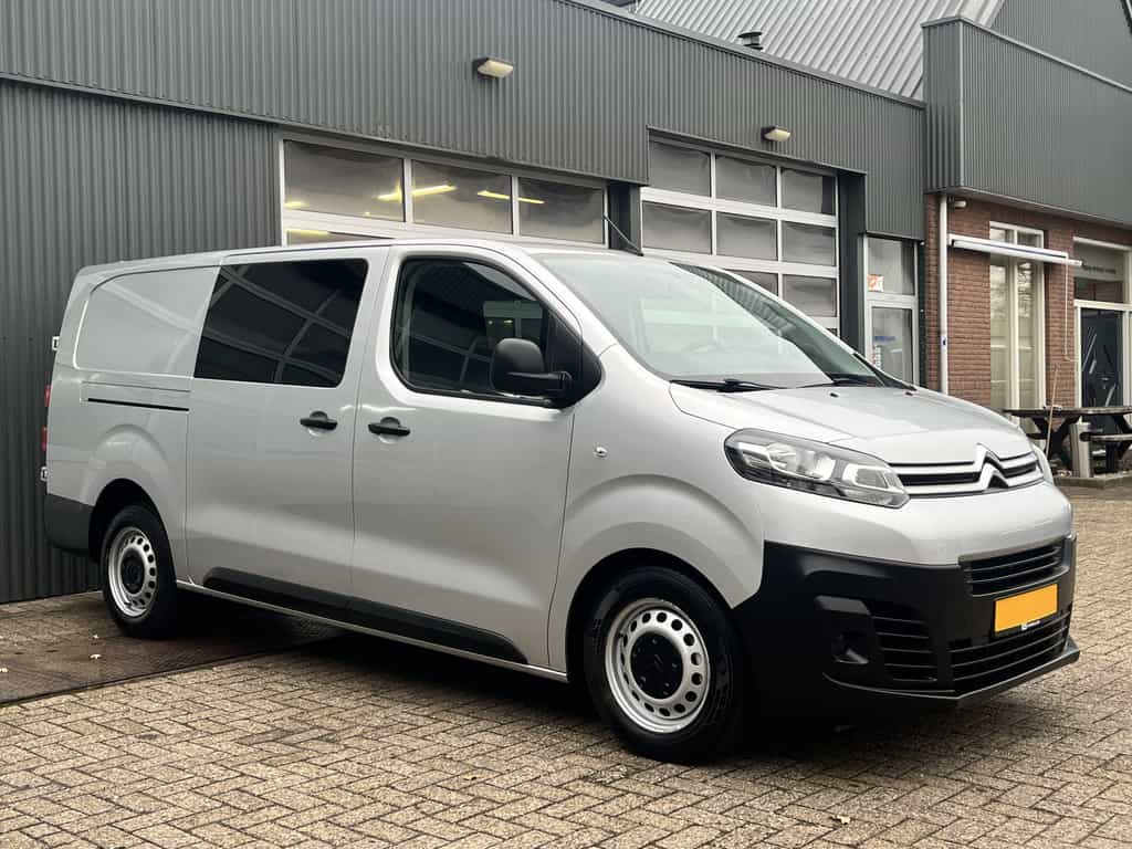 Citroën Jumpy 2.0 BlueHDI DC Marge BTW en BPM vrij!! Airco Cruise controle Trekhaak 2500kg Navigatiesysteem 5-Persoons Parkeerhulp achter Apple carplay 1e eigenaar Euro 6 Bpm en Btw vrij voor particulier gebruik !!