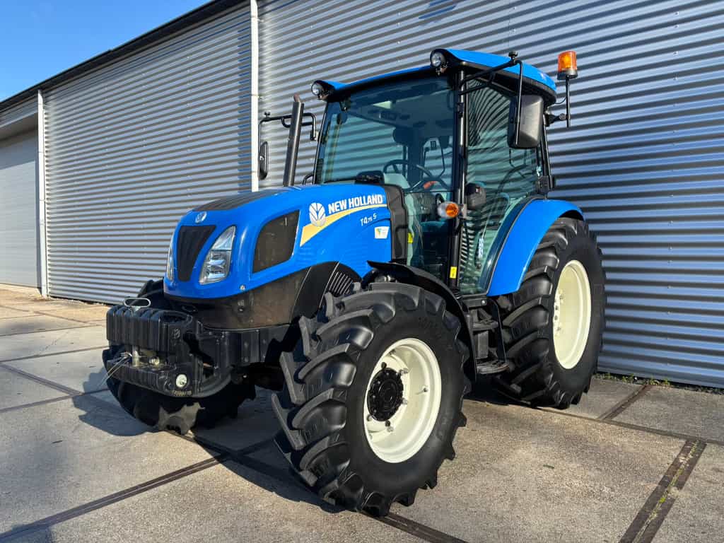 New Holland T4S.75