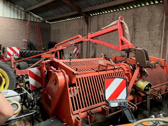 Farmax LRP300 Spitmachine 