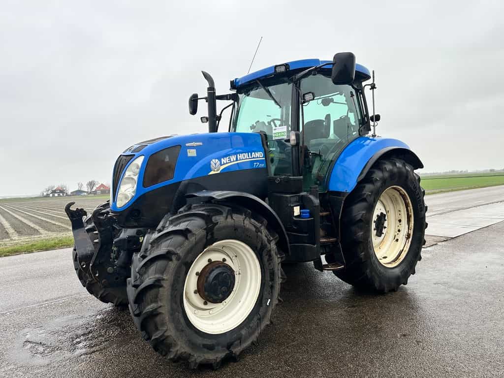 New Holland T7.210