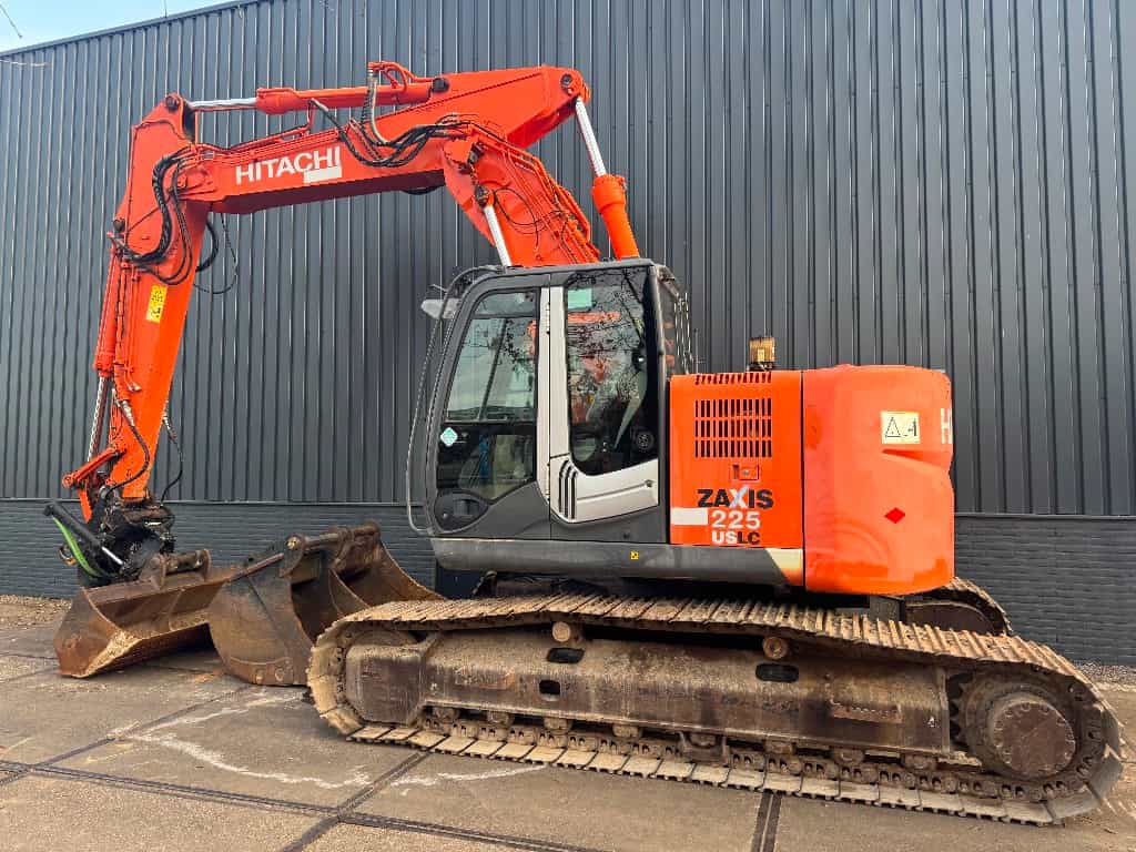 Hitachi ZX 225 US LC-3