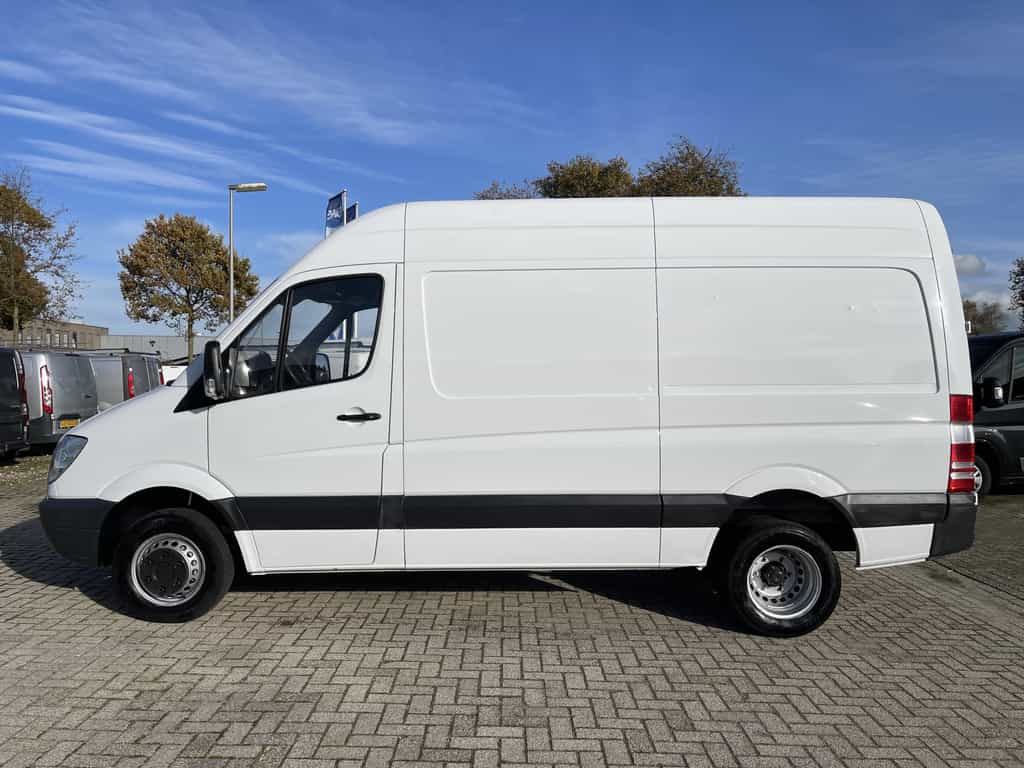 Mercedes-Benz Sprinter 513 2.2 CDI 366 HD L2H2 / te koop zo mee / € 9.950 ex btw / apk tot 08-04-2026 / dubbellucht / trekhaak 3500 kg / turbo vervangen , bon aanwezig