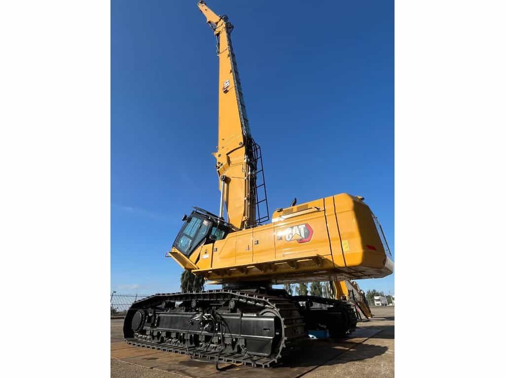CAT 395 UHD new unused 2025