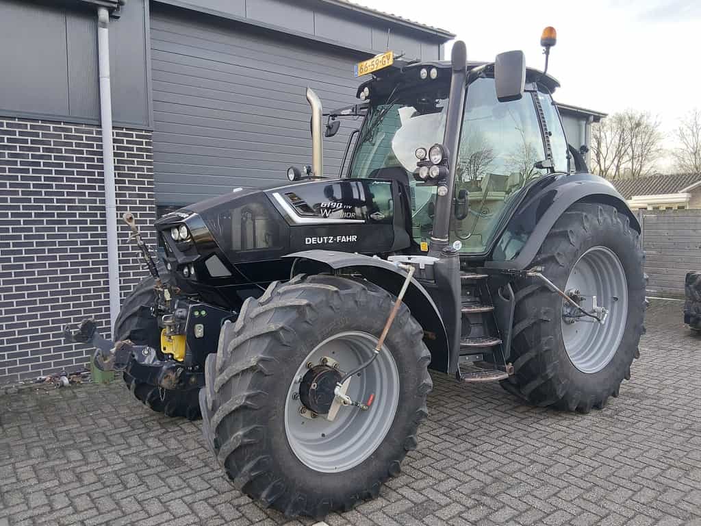 Deutz Fahr Agrotron 6190 TTV  Warrior met GPS