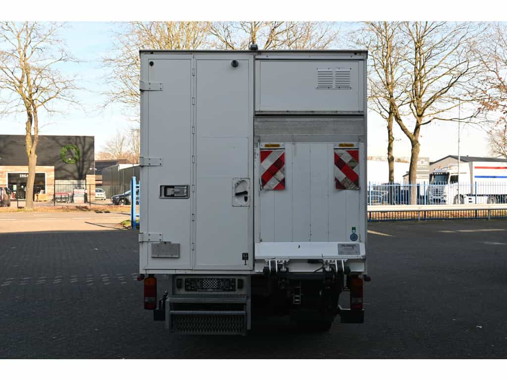 Mercedes-Benz Sprinter 514/515/516/517/519 Losse laadbak Gesloten meubelbak met klep Laadklep L3 432 wb 420x229x219 cm LxBxH