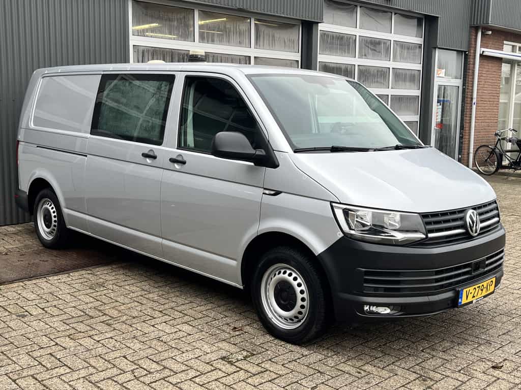 Volkswagen Transporter 2.0 TSI L2H1 Benzine / CNG Dubbele Schuifdeur Airco Cruise controle Bpm vrij Trekhaak Klep achter Omvormer Kastinrichting Standkachel Euro 6 Benzine Ideaal voor ombouw naar Camper !!