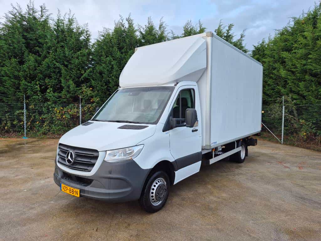 Mercedes-Benz Sprinter 517 CDI