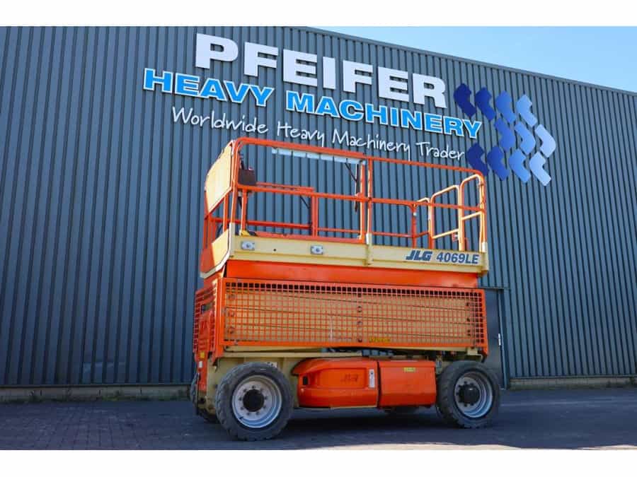 JLG 4069LE Electric, 14.2m Working Height, 360kg Capac