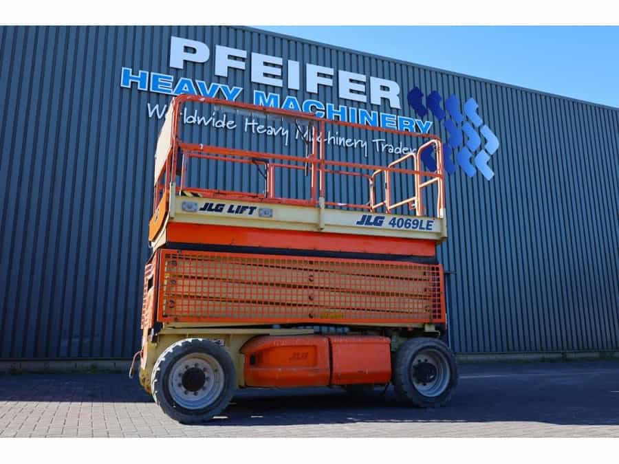 JLG 4069LE Electric, 14.2m Working Height, 360kg Capac