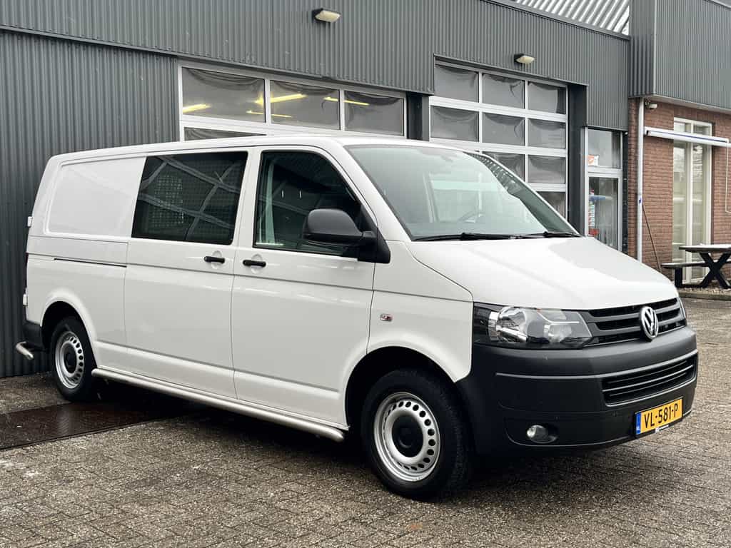 Volkswagen Transporter 2.0 TDI L2H1 140PK DSG Automaat Airco Cruise Trekhaak 2500kg Bpm vrij!! 1e eigenaar Euro 5 Ideaal voor ombouw naar camper !!