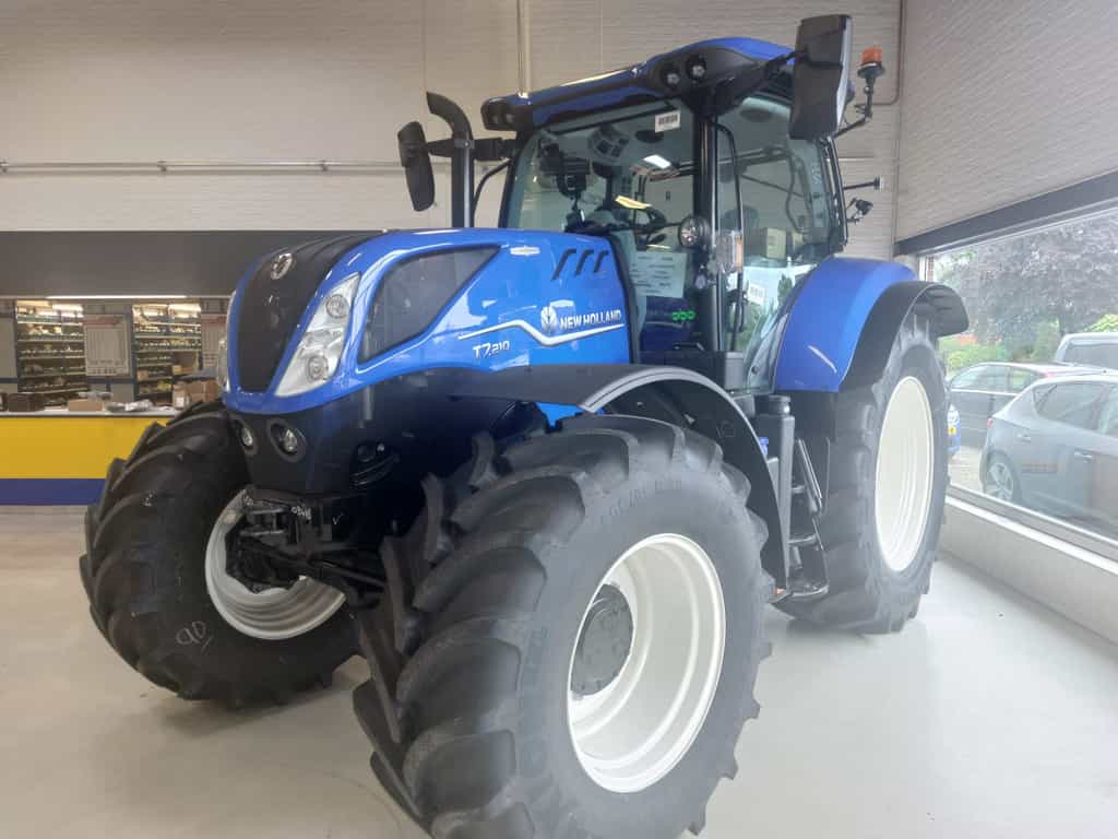 New Holland T7.210 AC