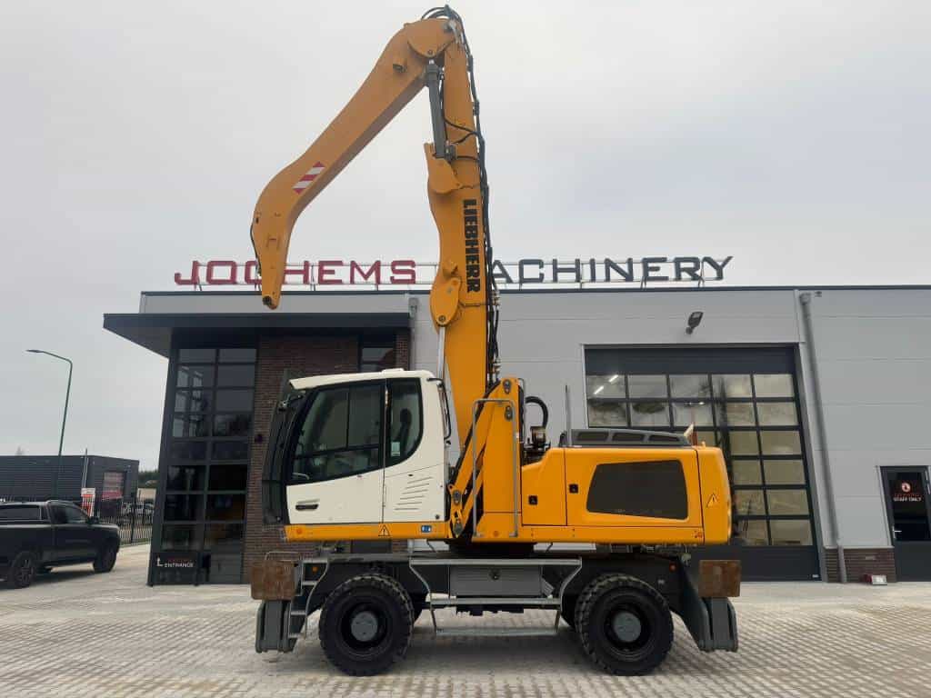 Liebherr LH 30 M