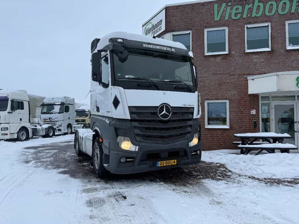Mercedes-Benz Actros 1842LS 4X2 Euro6 / Smart tacho / Holland Truck truck tractor