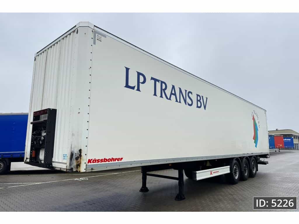 Kässbohrer XS / Taillift / BPW