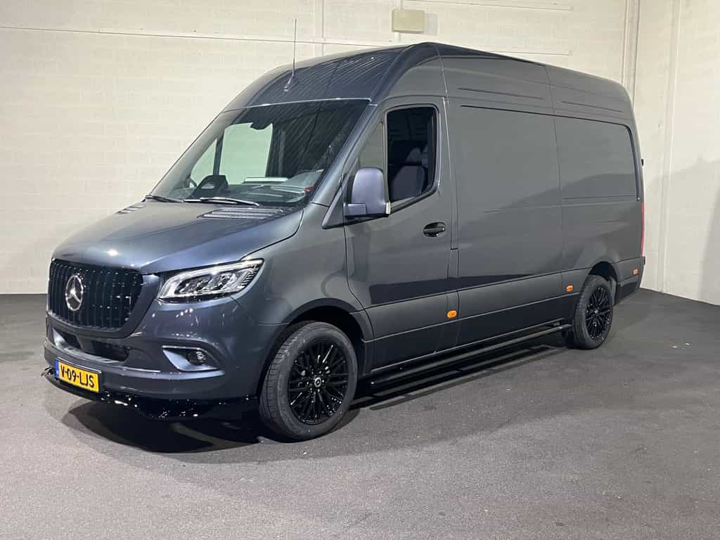 Mercedes-Benz Sprinter 319 CDI L2 H2 Airco Navigatie 3.5T Trekhaak Camera Adap. Cruise offline ivm pimpen en betimmering